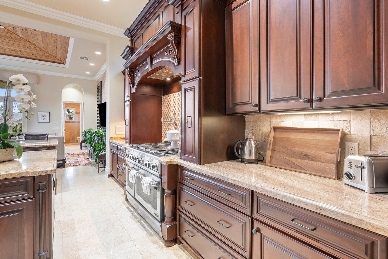 17519 Foxborough Lane Boca Raton, FL 33496 - Photo 23 of 75 111-17519FoxboroughLane-BocaRaton-FL-334