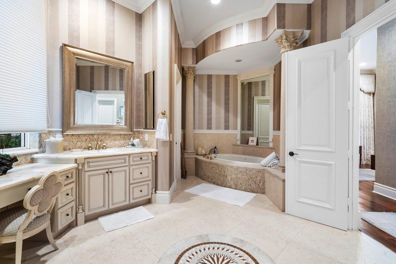 17519 Foxborough Lane Boca Raton, FL 33496 - Photo 38 of 75 135-17519FoxboroughLane-BocaRaton-FL-334