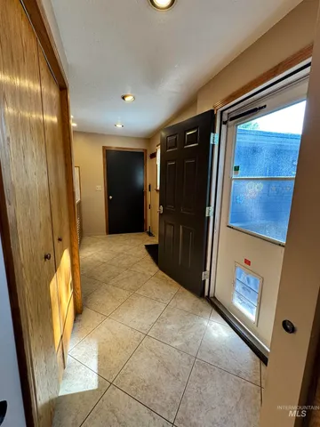 $434,900 | 522 North Apple Street, Shoshone, ID 83352