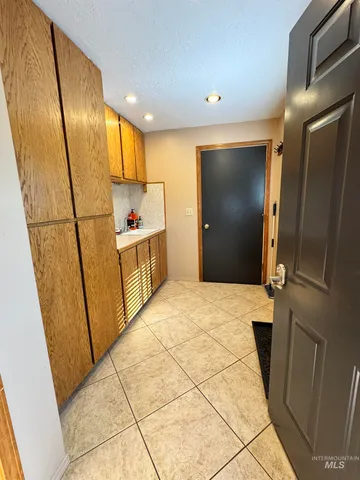 $434,900 | 522 North Apple Street, Shoshone, ID 83352