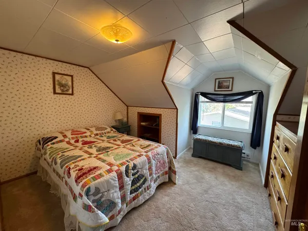 $434,900 | 522 North Apple Street, Shoshone, ID 83352