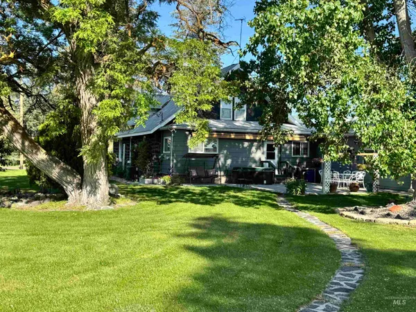 $434,900 | 522 North Apple Street, Shoshone, ID 83352