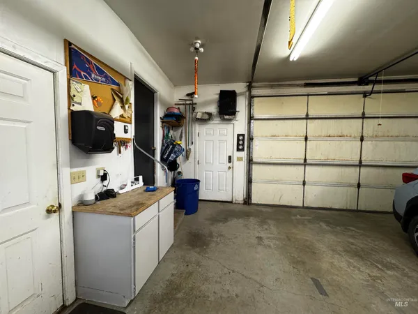 $434,900 | 522 North Apple Street, Shoshone, ID 83352