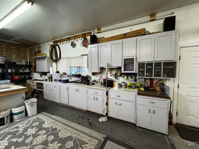 $434,900 | 522 North Apple Street, Shoshone, ID 83352