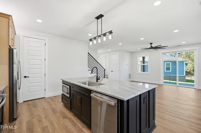 $509,250 | 1846 Topsail Court, Kingsport, TN 37664