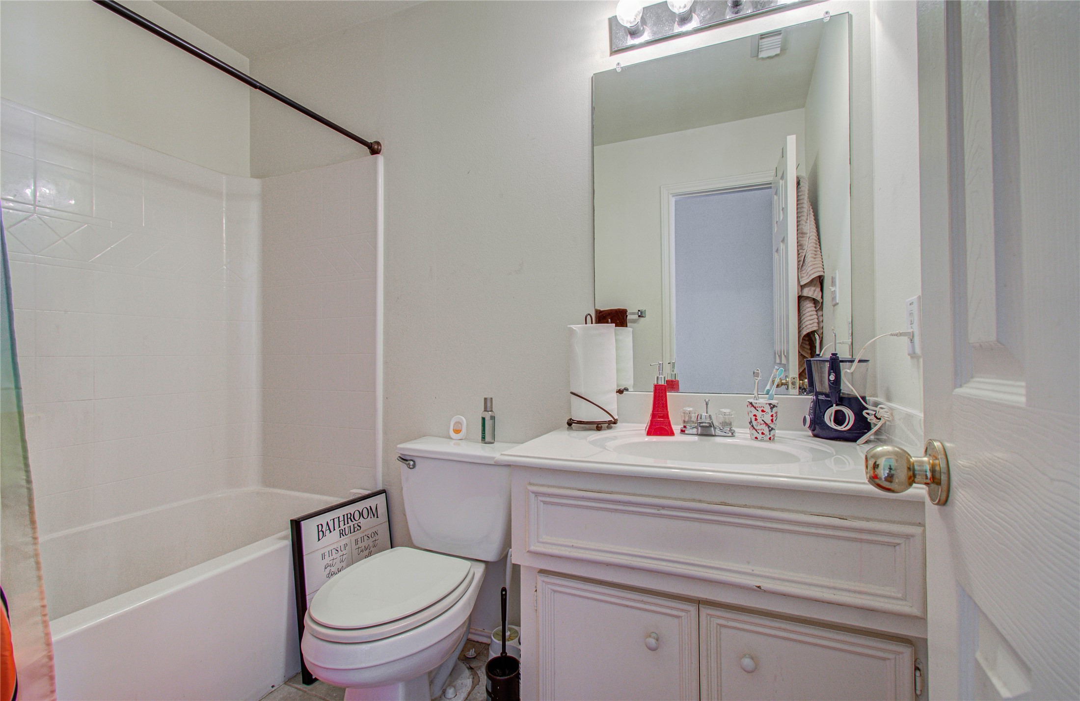 1718 Redwing Ridge Drive Houston, TX 77009 - Photo 17 of 44