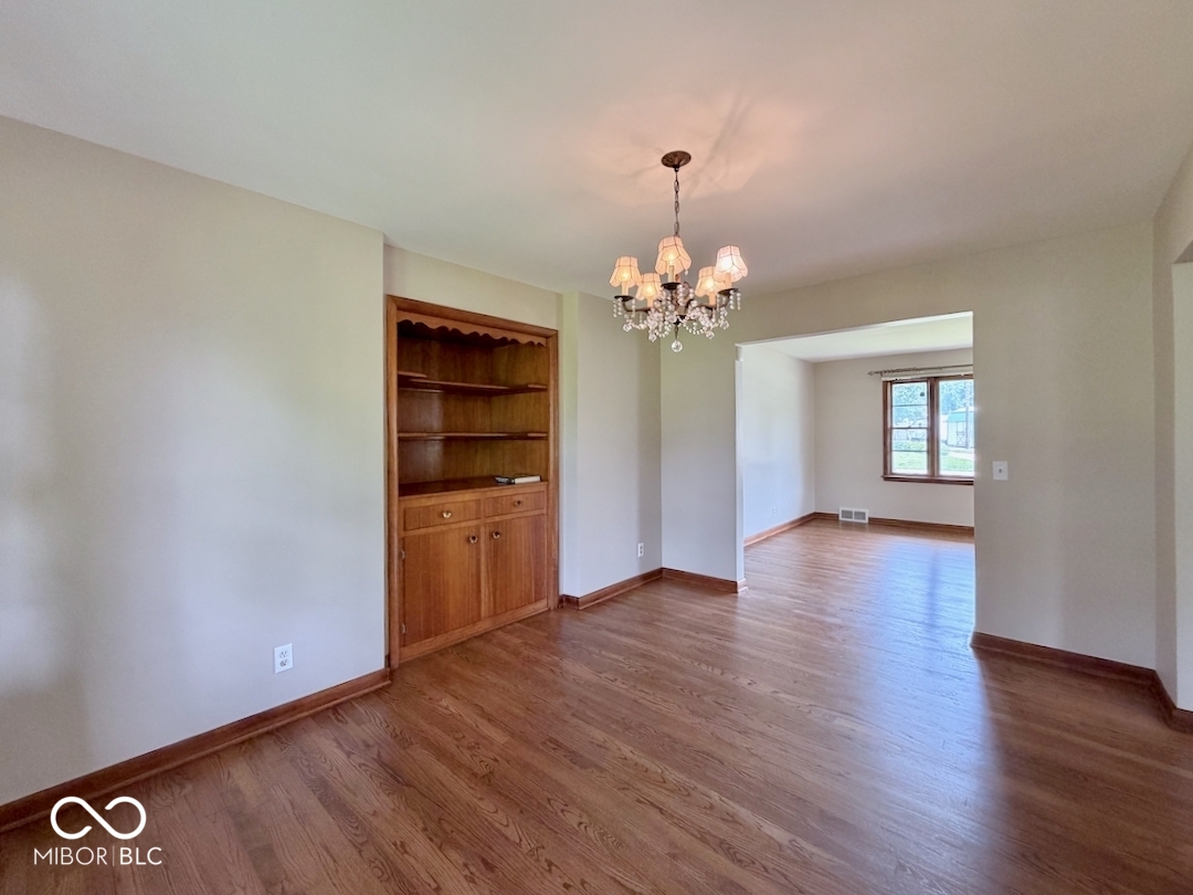 312 South Carr Road Plainfield, IN 46168 - Photo 13 of 45