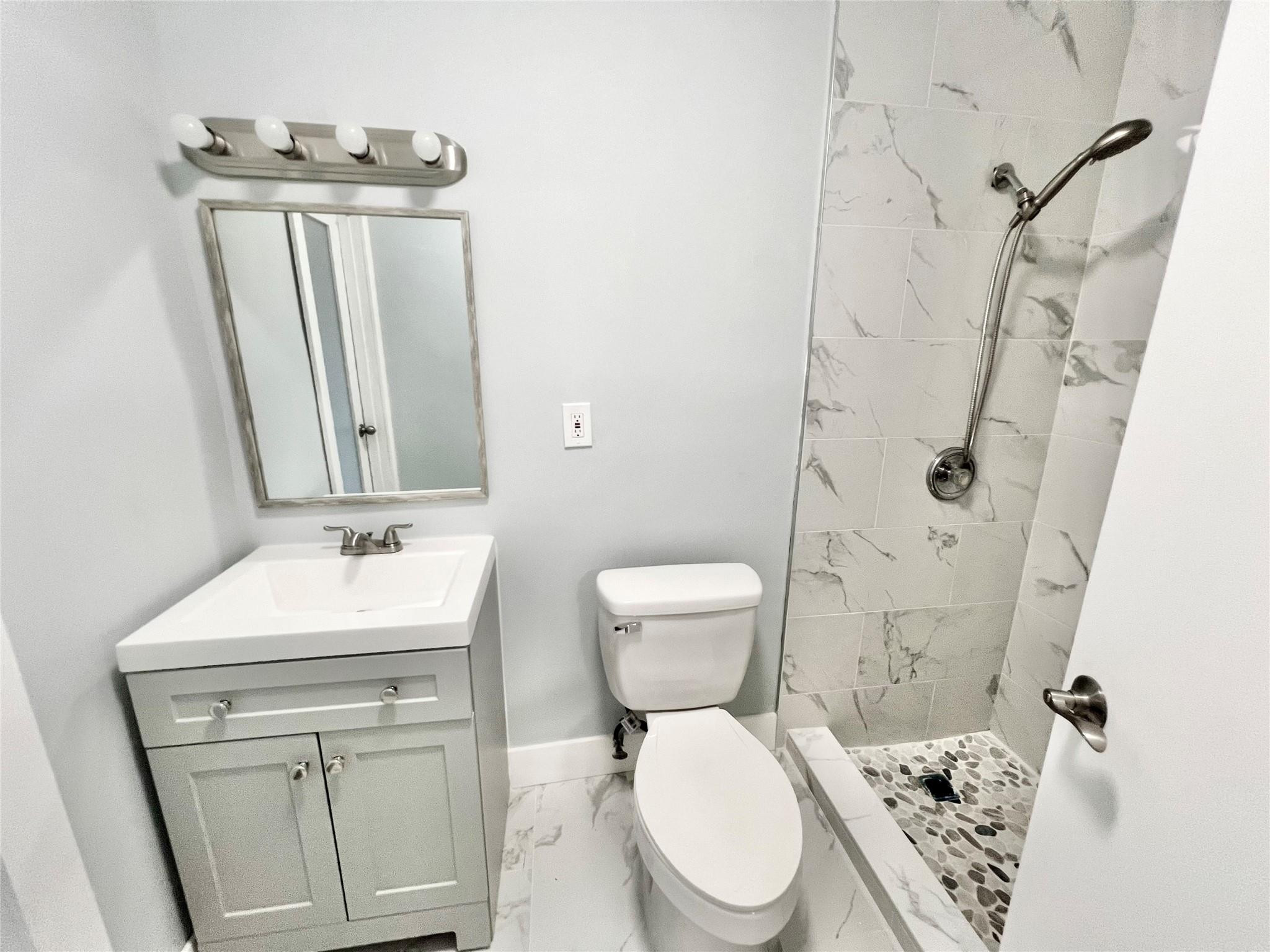 560 Ridgewood Lane Plantation, FL 33317 - Photo 15 of 24 Photo 15