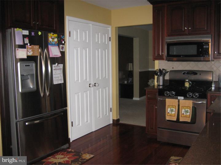 79 Freedom Road Sewell, NJ 08080 - Photo 18 of 18 Kitchen