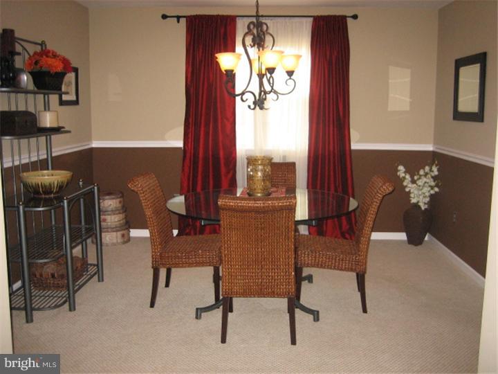 79 Freedom Road Sewell, NJ 08080 - Photo 9 of 18 Dining Room