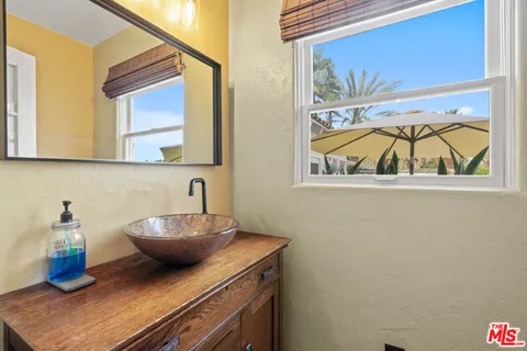 $1,799,000 | 1945 South Mesa Drive, Palm Springs, CA 92264