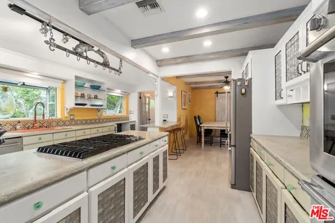 $1,799,000 | 1945 South Mesa Drive, Palm Springs, CA 92264