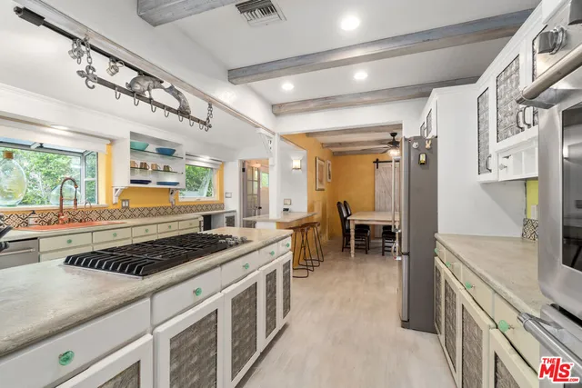 $1,799,000 | 1945 South Mesa Drive, Palm Springs, CA 92264