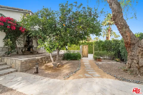 $1,799,000 | 1945 South Mesa Drive, Palm Springs, CA 92264