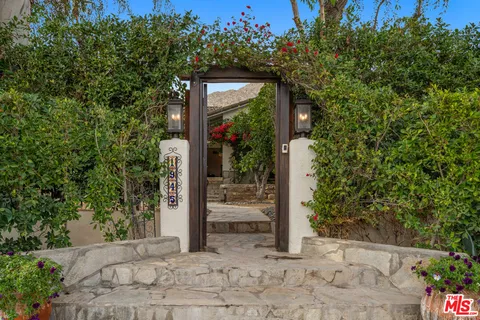 $1,799,000 | 1945 South Mesa Drive, Palm Springs, CA 92264