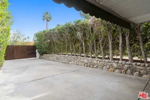 $1,799,000 | 1945 South Mesa Drive, Palm Springs, CA 92264