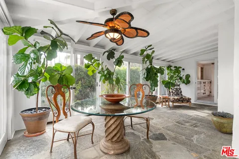 $1,799,000 | 1945 South Mesa Drive, Palm Springs, CA 92264