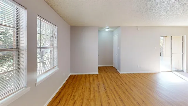 $1,400 | 722 Prairie Creek Drive, Princeton, TX 75407