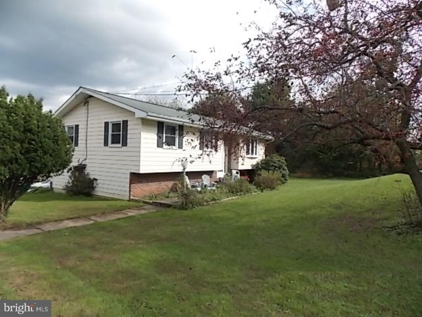 31 Barry Road Chalfont, PA 18914 - Photo 2 of 2 Gallery Image 2