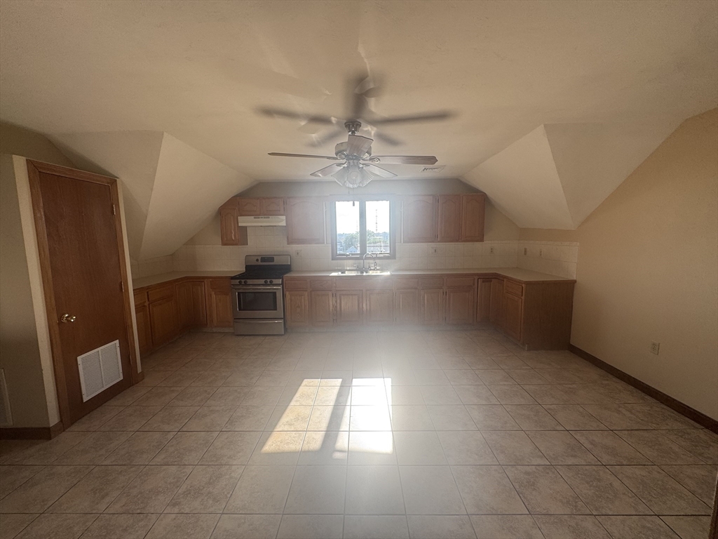 138 Bogle Street, Unit 3 Fall River, MA 02723 - Photo 3 of 11