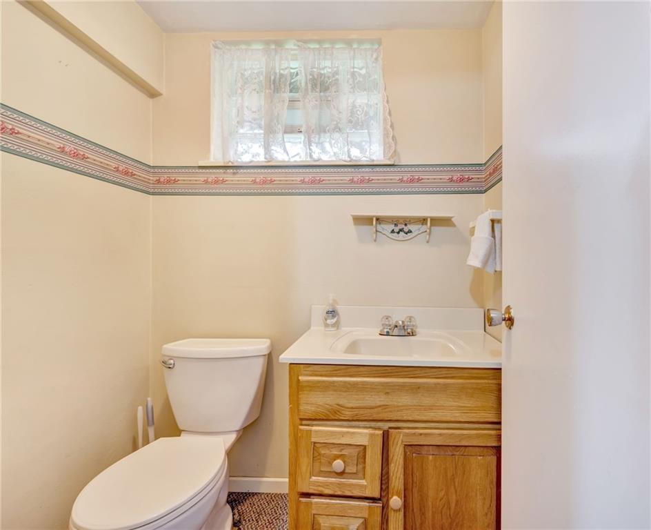 250 Shafer Road Coraopolis, PA 15108 - Photo 20 of 24 Gallery Image 20