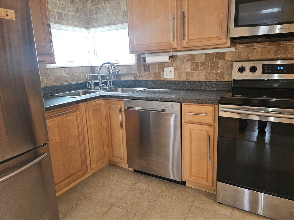 229 Louise Street Woonsocket, RI 02895 - Photo 6 of 28 Kitchen