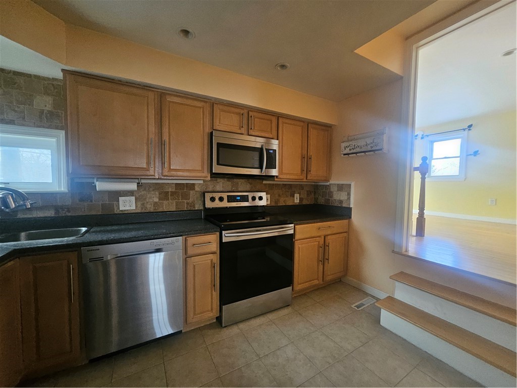 229 Louise Street Woonsocket, RI 02895 - Photo 8 of 28 Kitchen