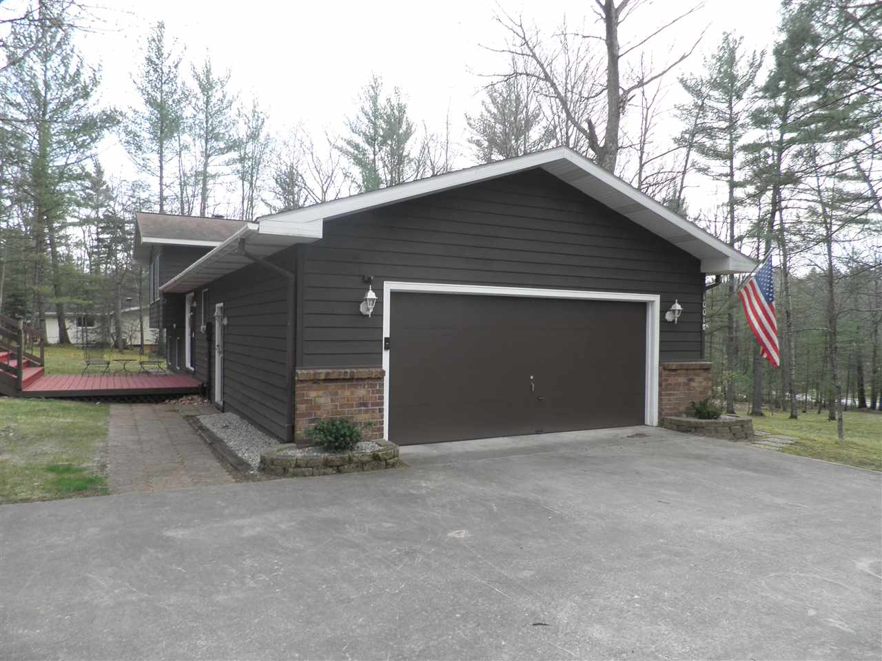 1001 Rennie Lake Road Traverse City, MI 49696 - Photo 30 of 41 1831367-29.JPG