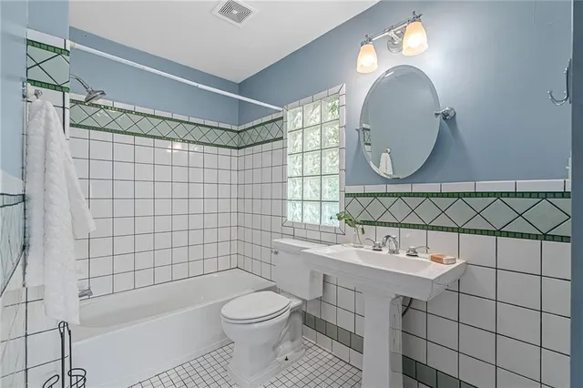 $269,950 | 5016 Lydia Avenue, Kansas City, MO 64110