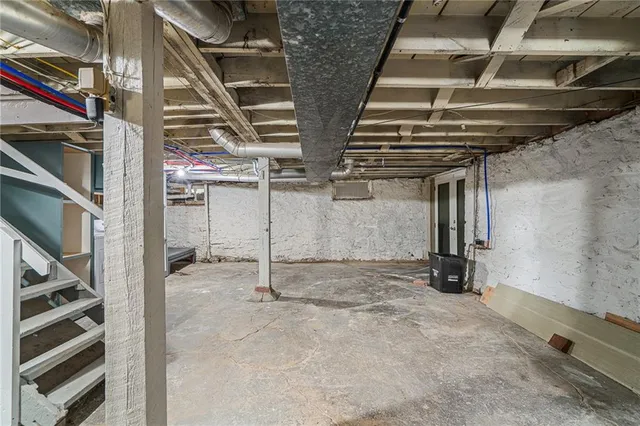 $269,950 | 5016 Lydia Avenue, Kansas City, MO 64110