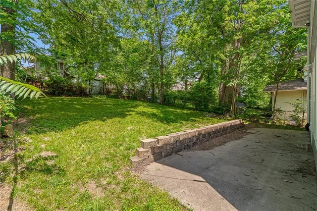 $269,950 | 5016 Lydia Avenue, Kansas City, MO 64110