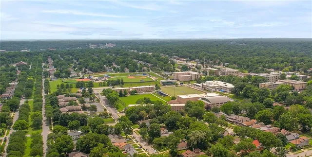 $269,950 | 5016 Lydia Avenue, Kansas City, MO 64110