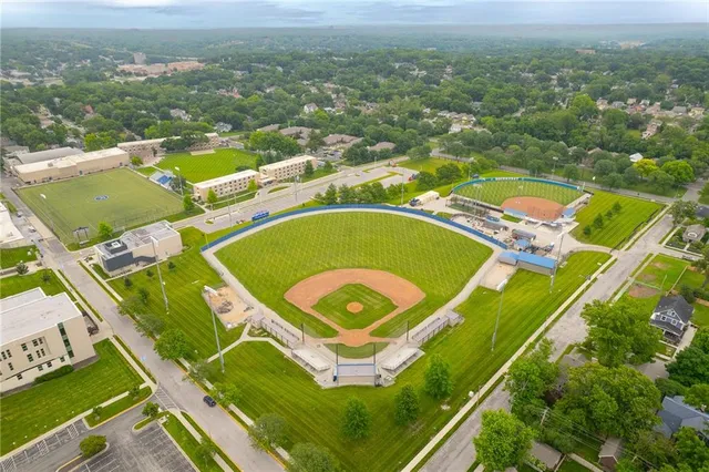 $269,950 | 5016 Lydia Avenue, Kansas City, MO 64110