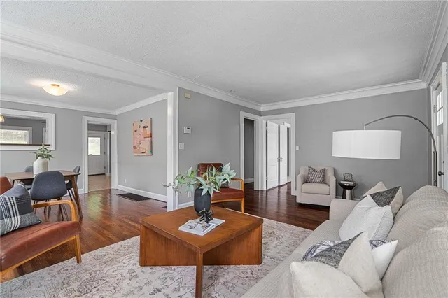 $269,950 | 5016 Lydia Avenue, Kansas City, MO 64110