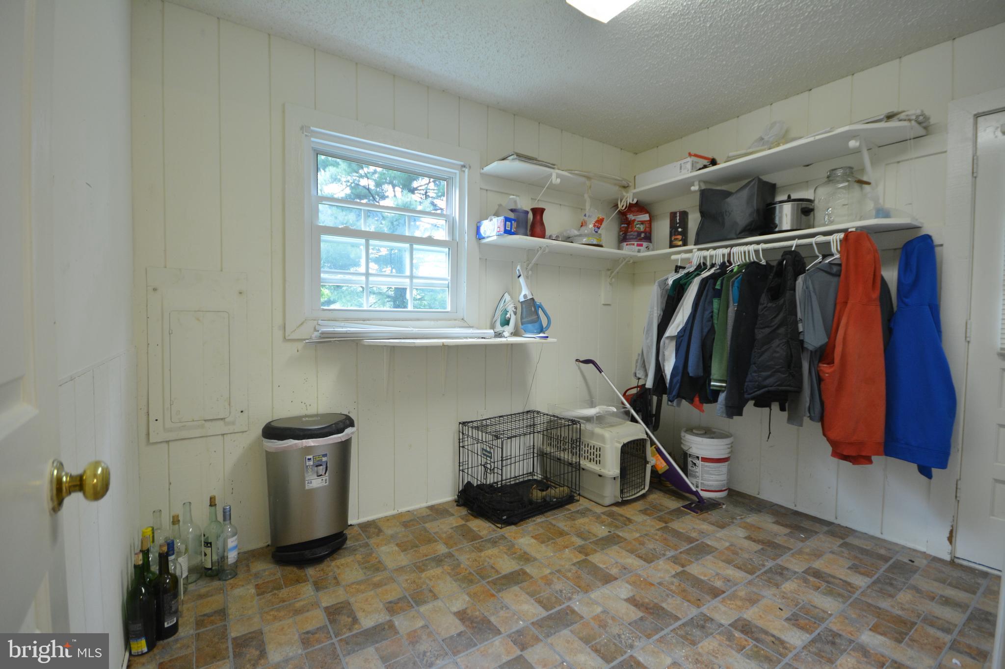 5534 Old Bust Head Road Broad Run, VA 20137 - Photo 16 of 32 Laundry Room.
