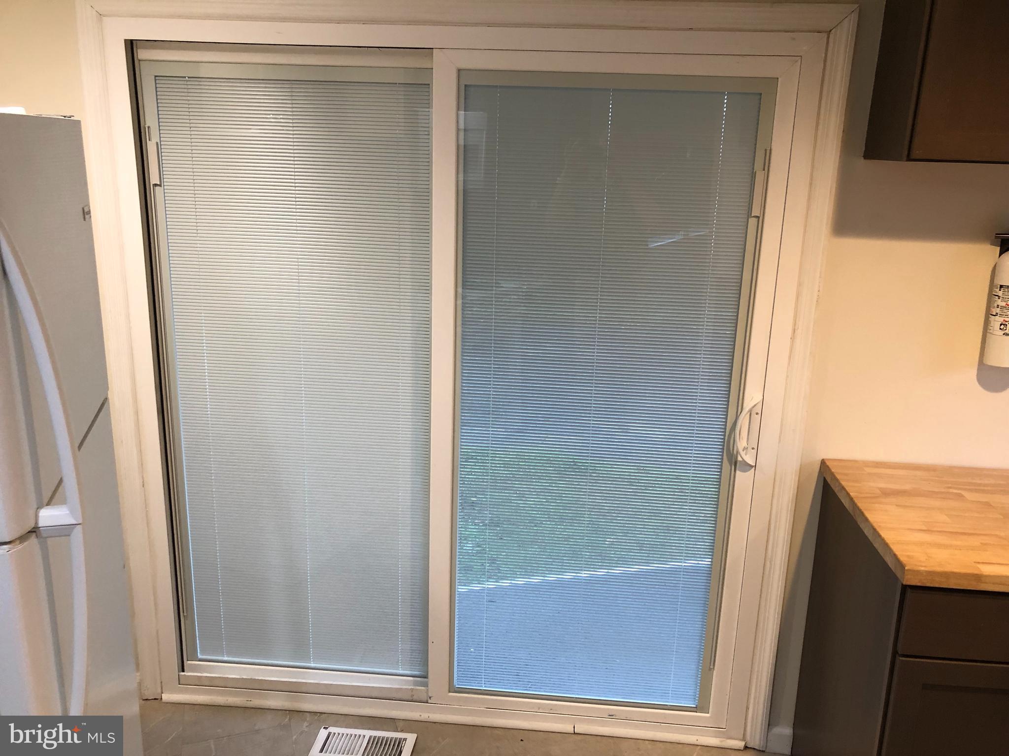 351 Park Road Sicklerville, NJ 08081 - Photo 19 of 27 Sliding door