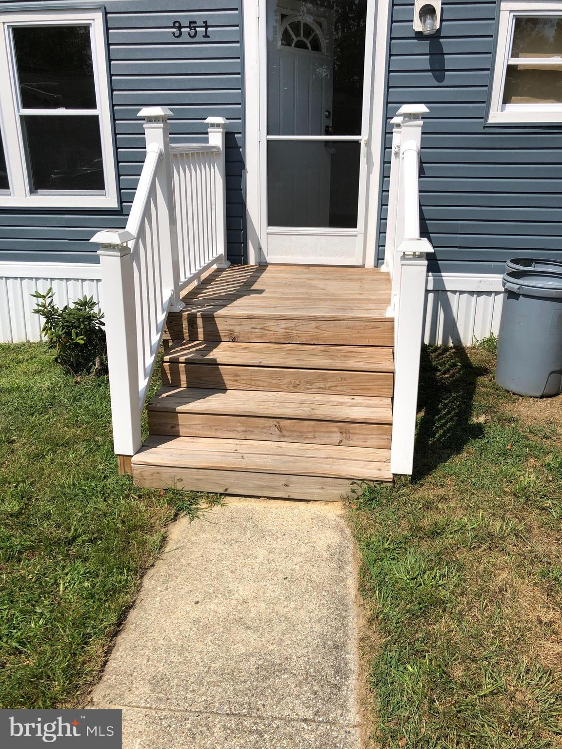 351 Park Road Sicklerville, NJ 08081 - Photo 2 of 27 Front steps