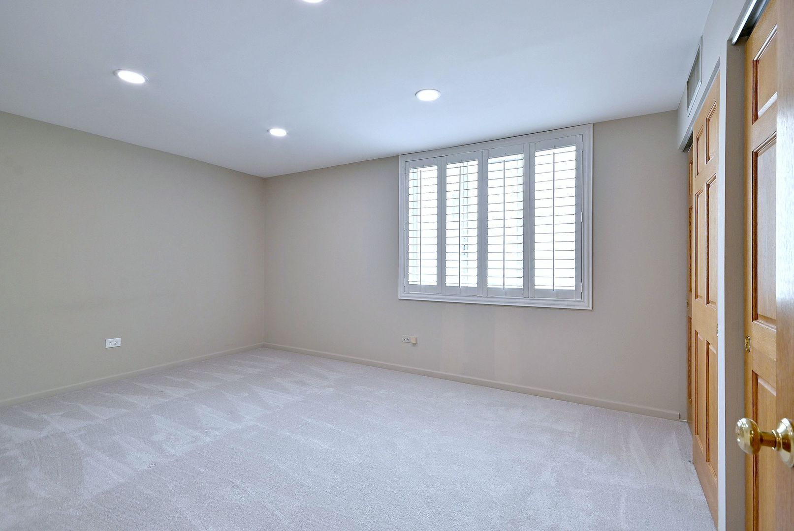 110 West Butterfield Road, Unit 302S Elmhurst, IL 60126 - Photo 20 of 32