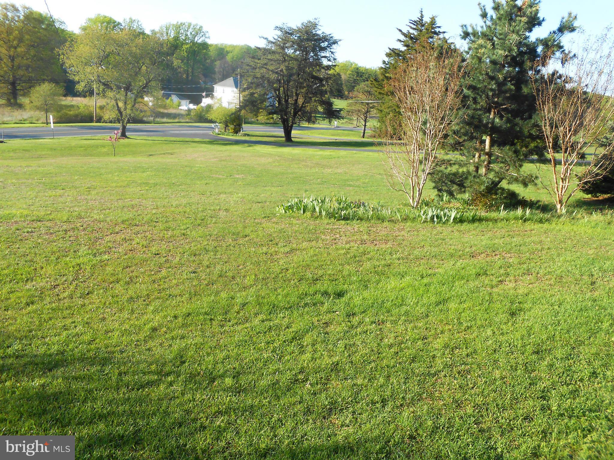 6001 Brooklyn Bridge Road Laurel, MD 20707 - Photo 28 of 28 Yard, View 1