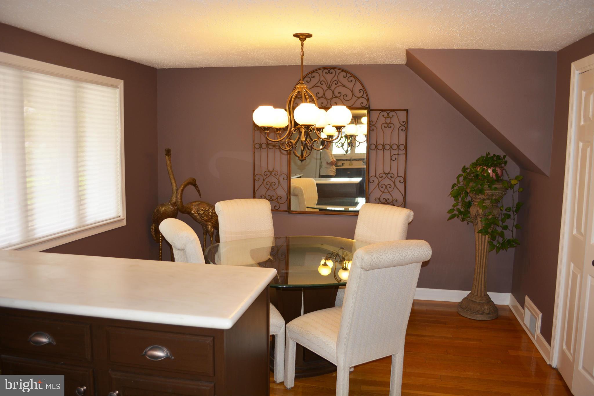 6001 Brooklyn Bridge Road Laurel, MD 20707 - Photo 7 of 28 Breakfast Room