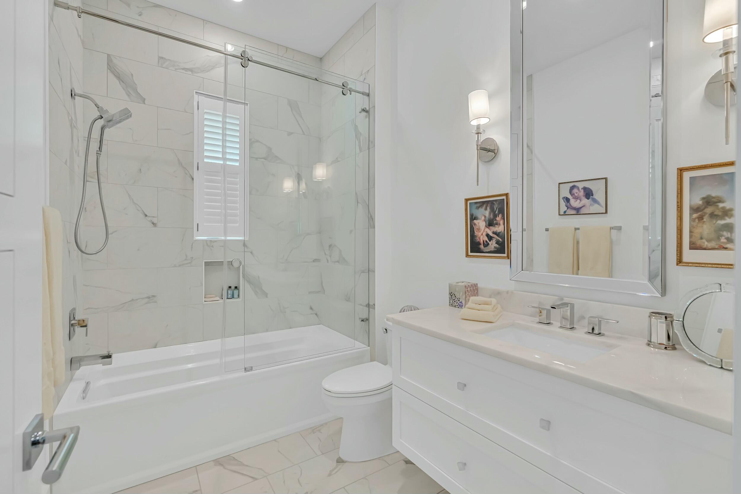 29 Tyler Drive Santa Rosa Beach, FL 32459 - Photo 62 of 84 Upstairs Bedroom Bath