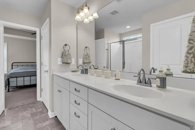 $415,000 | 136 Longdale Drive, Summerville, SC 29483