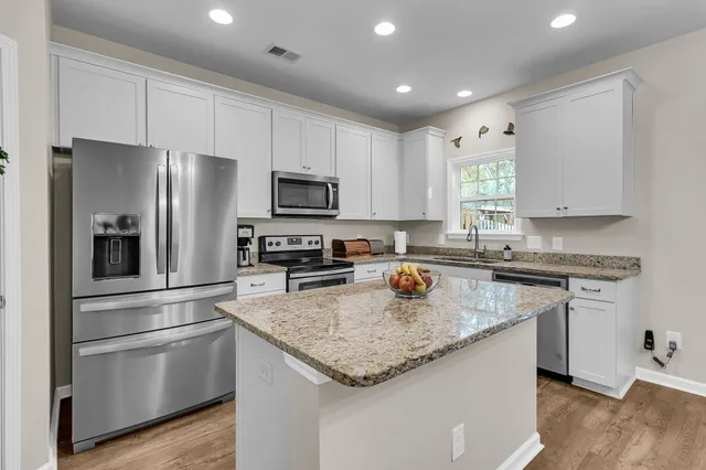 $415,000 | 136 Longdale Drive, Summerville, SC 29483