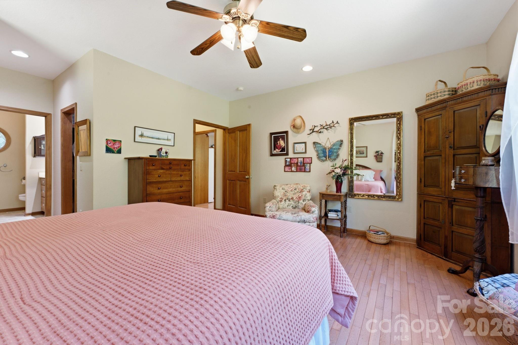 121 Forest Run Road, Unit 121 Whittier, NC 28789 - Photo 31 of 42