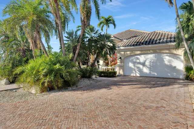 $2,199,000 | 125 13th Street, Key Colony Beach, FL 33051