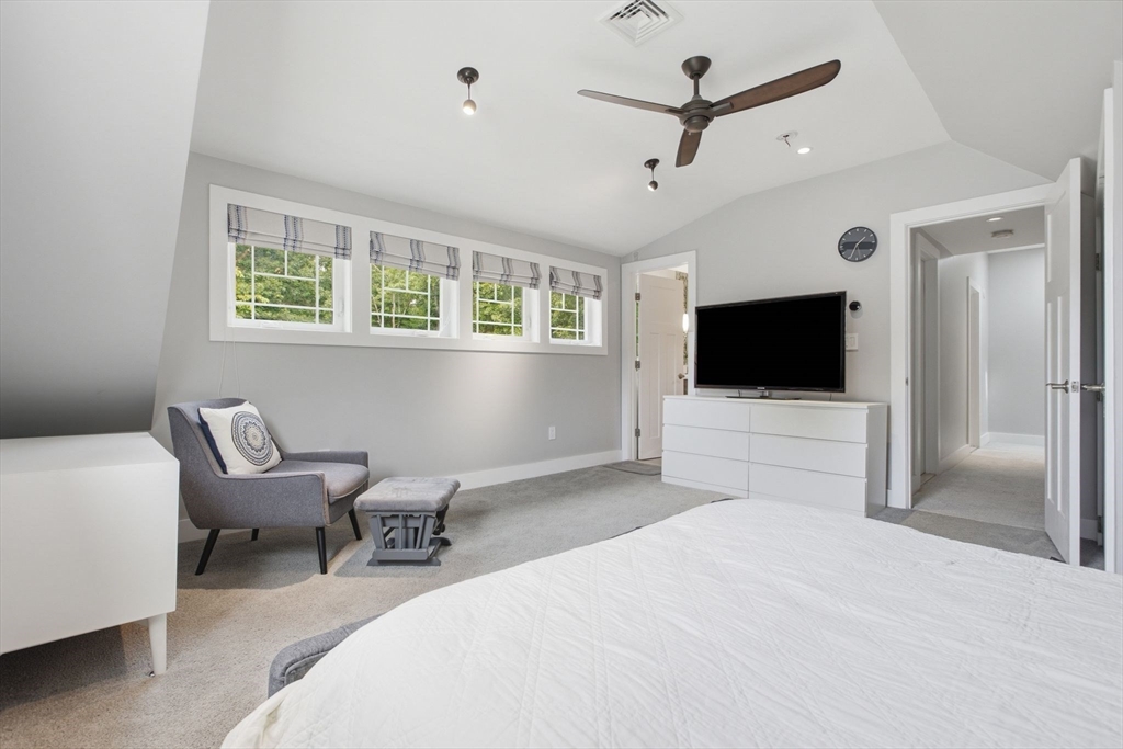 15 George Street Reading, MA 01867 - Photo 30 of 41