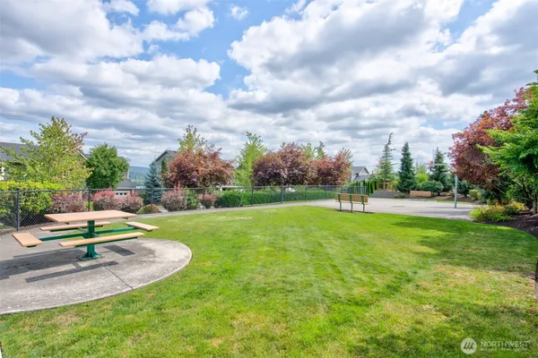 $1,998,000 | 19420 109th Court Northeast, Bothell, WA 98011