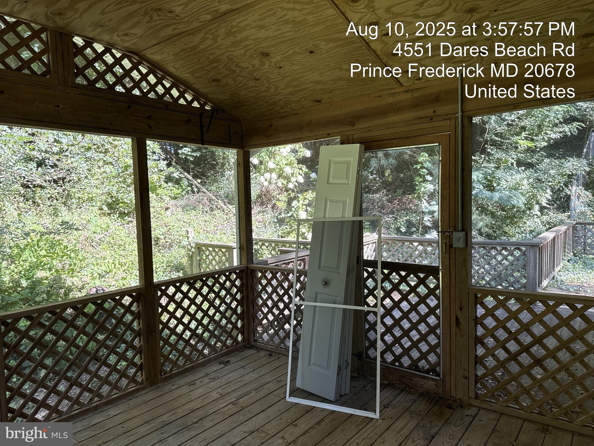 4551 Dares Beach Road Prince Frederick, MD 20678 - Photo 11 of 59 Screened In Porch - Main Level