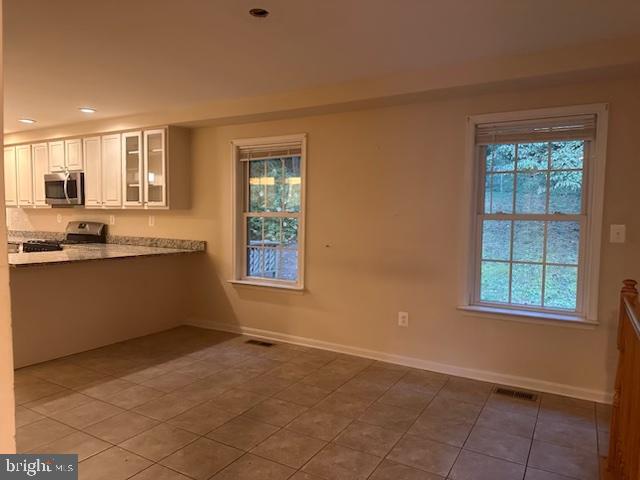 4551 Dares Beach Road Prince Frederick, MD 20678 - Photo 7 of 59 Breakfast Area - Main Level