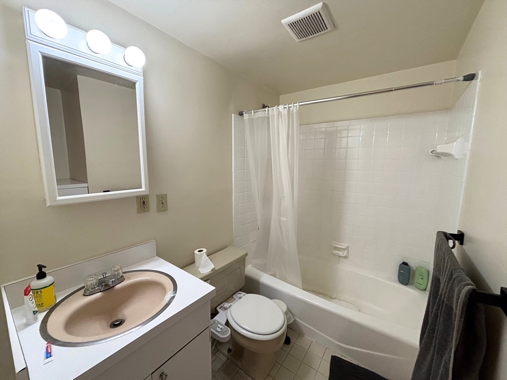 76 Tyler Street, Unit B1 Boston, MA 02111 - Photo 11 of 14